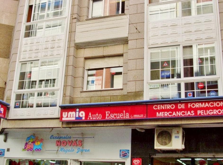 Instalaciones de Autoescuela Umia
