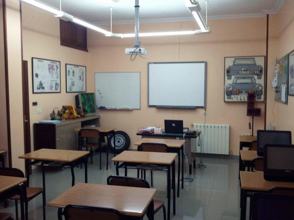 Instalaciones de Autoescuela Umia