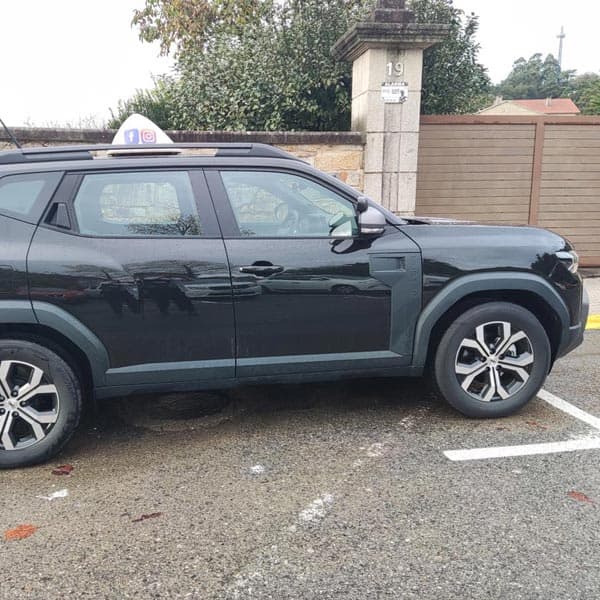 Vehículos de Autoescuela Umia